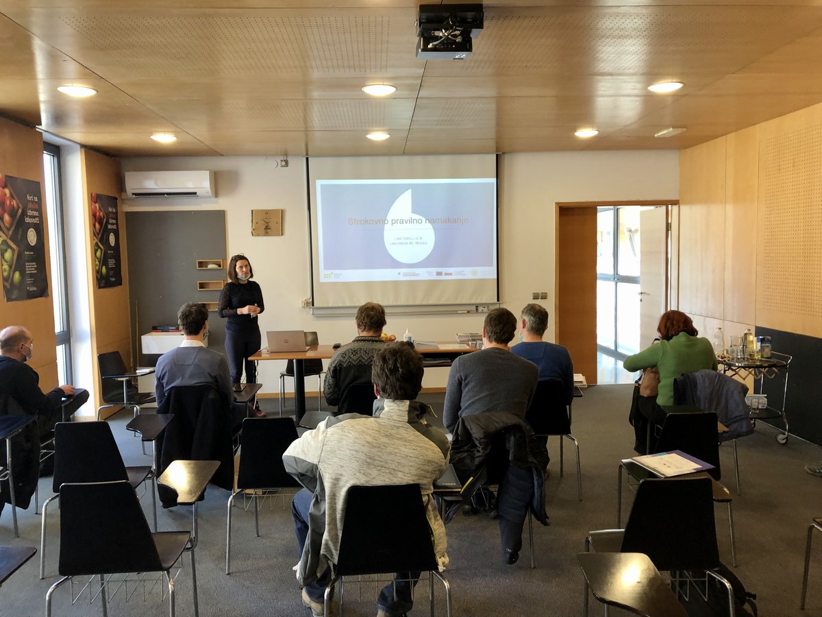 KGZMB's tweet photo. Včeraj smo na Sadjarskem centru Maribor v okviru EIP Projekta #DIGITALIZACIJAnamakanja predstavili 𝐌𝐎𝐃𝐄𝐋𝐄 𝐍𝐀𝐌𝐀𝐊𝐀𝐍𝐉𝐀💦
#water #irrigation #smartuse
https://t.co/kAJumpdpeX https://t.co/J5t3L1lKFs