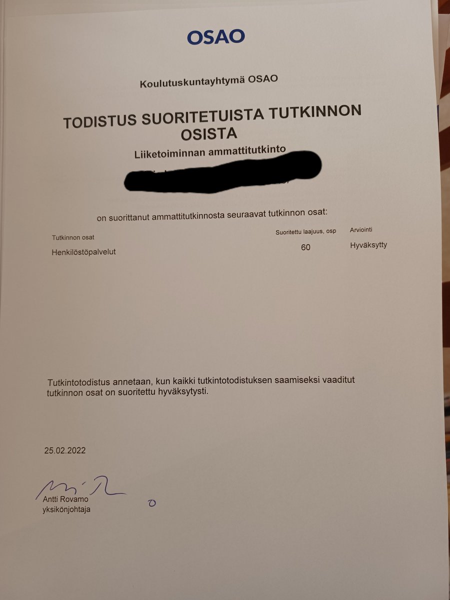 修了証書届いたー。