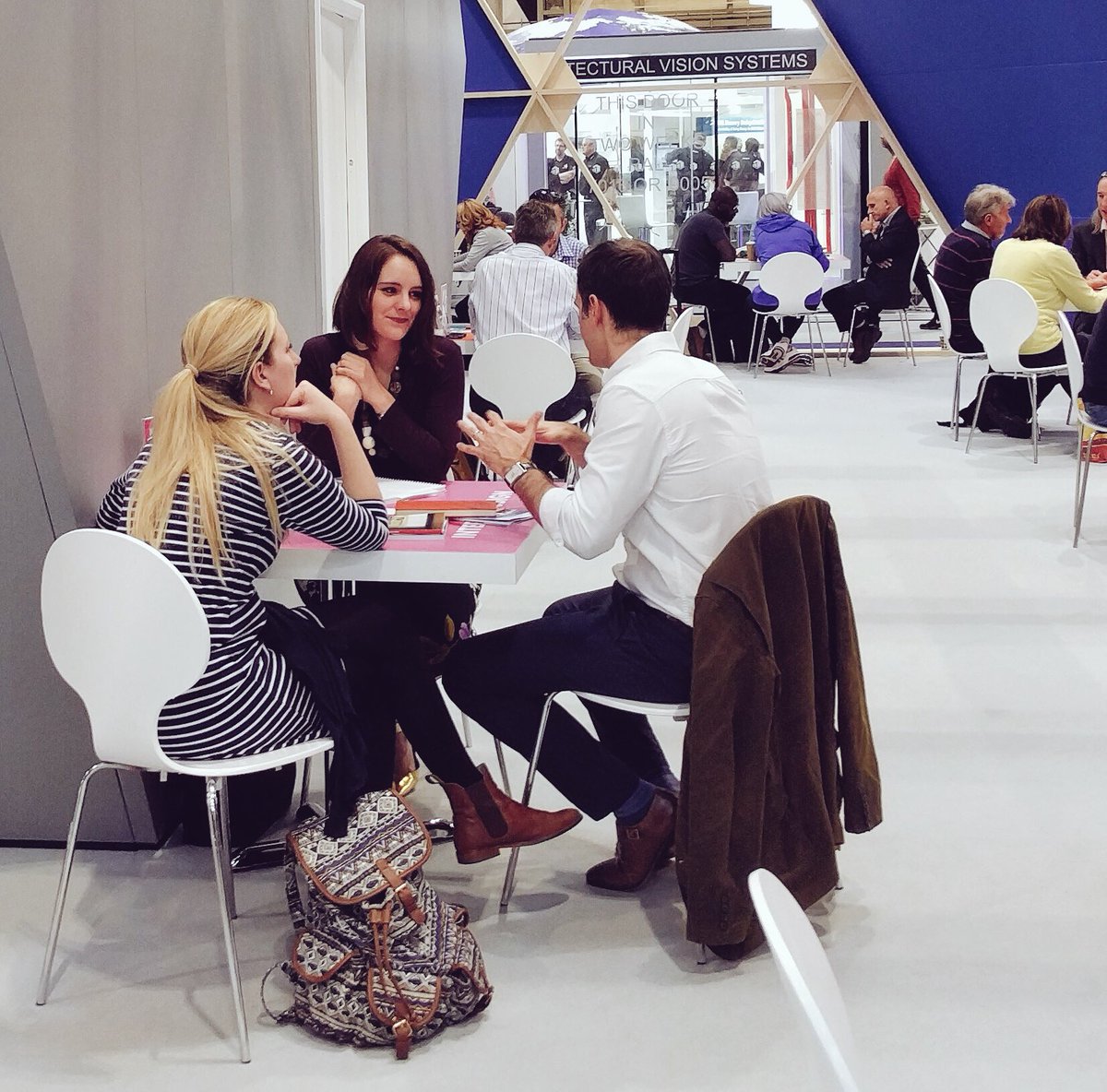 CreatePerfect's tweet image. Free consultations! ♥️🏡
Book yours with me at the @ideal_home_show which will be held at Olypia London from Friday 11th - Sunday 27th March 2022 📆

These 30 min free slots will be available with me on the Saturday 12th March, Saturday 19th March and Sunday 27th March.