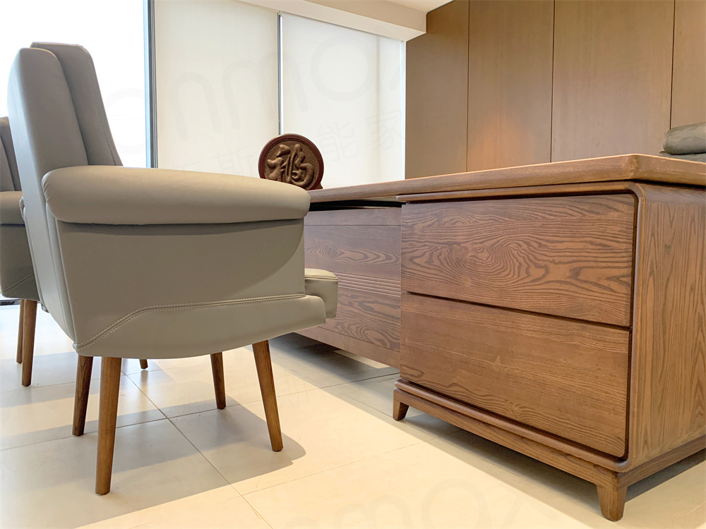 onmax_smart's tweet photo. The larger the material used in solid wood furniture, the closer it is to log furniture. Generally, they need to be spliced together. There is no certain distinction between the two, but the log furniture will be larger than the block used for solid wood furniture. https://t.co/HcXWMiWZeY