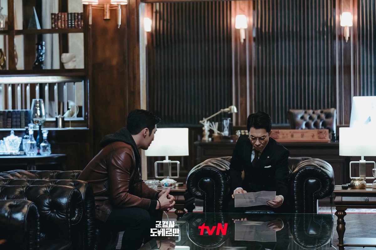kimyoungminph's tweet photo. Ally or enemy? 

#KimYoungMin #AhnBoHyun #MilitaryProsecutorDoberman https://t.co/csLQQwmXhZ