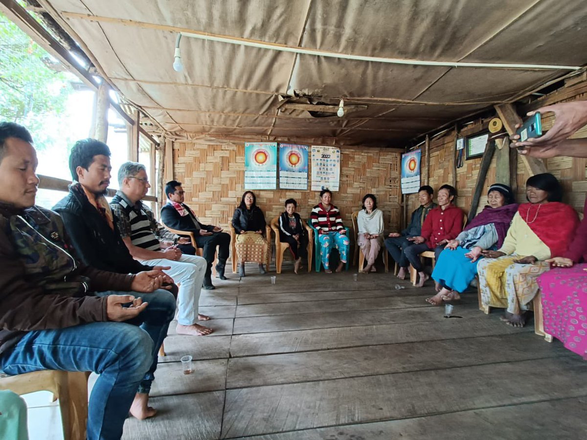 SriSriRDP's tweet photo. @shashvat_IAS @ArunachalCMO @PemaKhanduBJP @mnreindia @IREDALtd @MyGovArunachal @LabourMinistry @SriSri @ArtofLiving @ArunachalDIPR @arunachaltimes_ @DDNewsArunachal https://t.co/1GzbeZeDaF