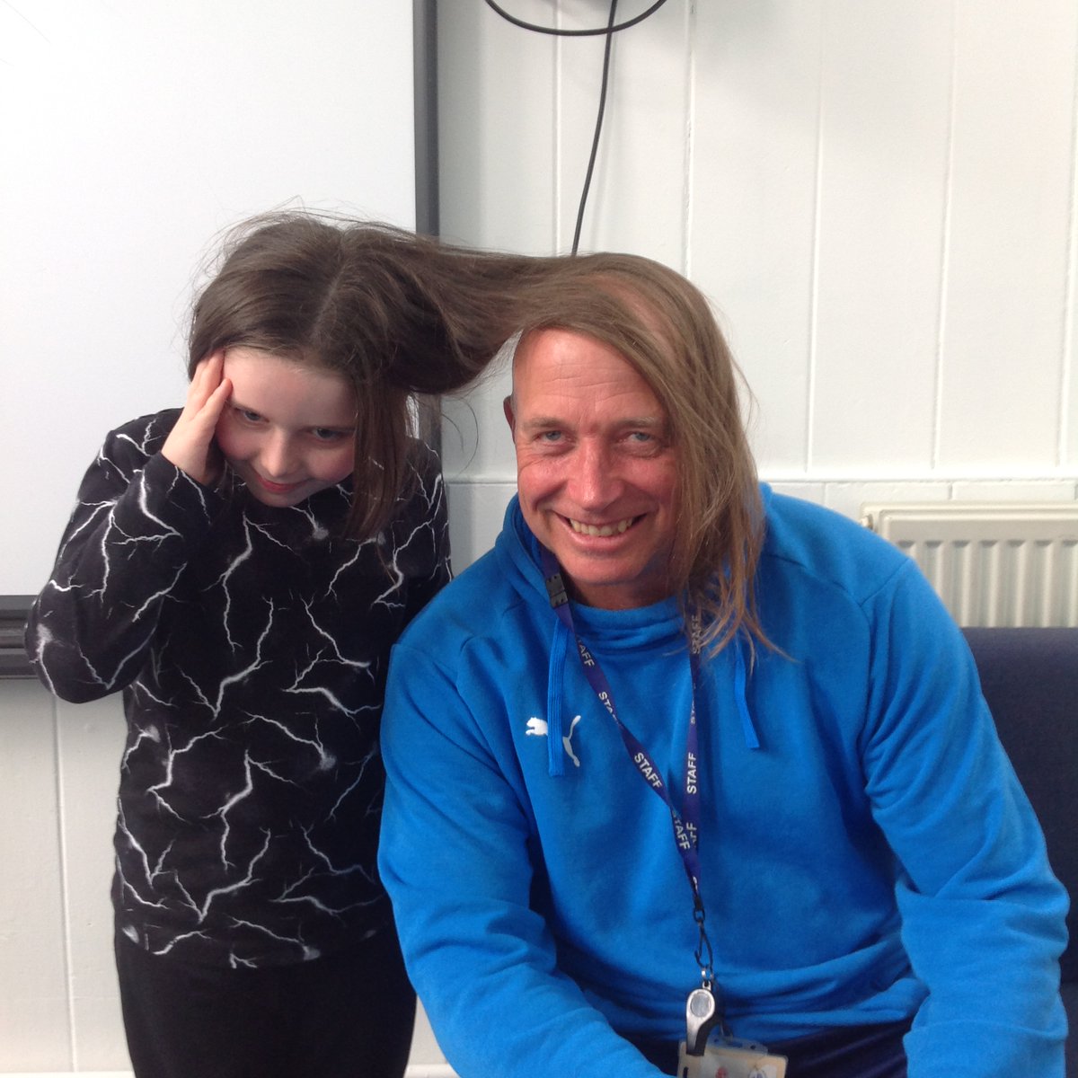 furzehamprimary's tweet photo. She did it! Wow Mollie-May! She’s has donated a whopping 10-12 inches of hair to help children who have lost their hair due to cancer and other illnesses. #LittlePrincessTrust #inspiredforlife
https://t.co/XvUQsFUBgs #LPTrustUK https://t.co/YpnkLLOUUV