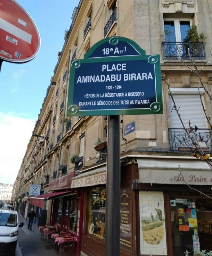 RichardGisagara's tweet image. Dans le 18e arrondissement de Paris. #HeroesNeverDie
I❤Paris; Merci @Paris #Bisesero