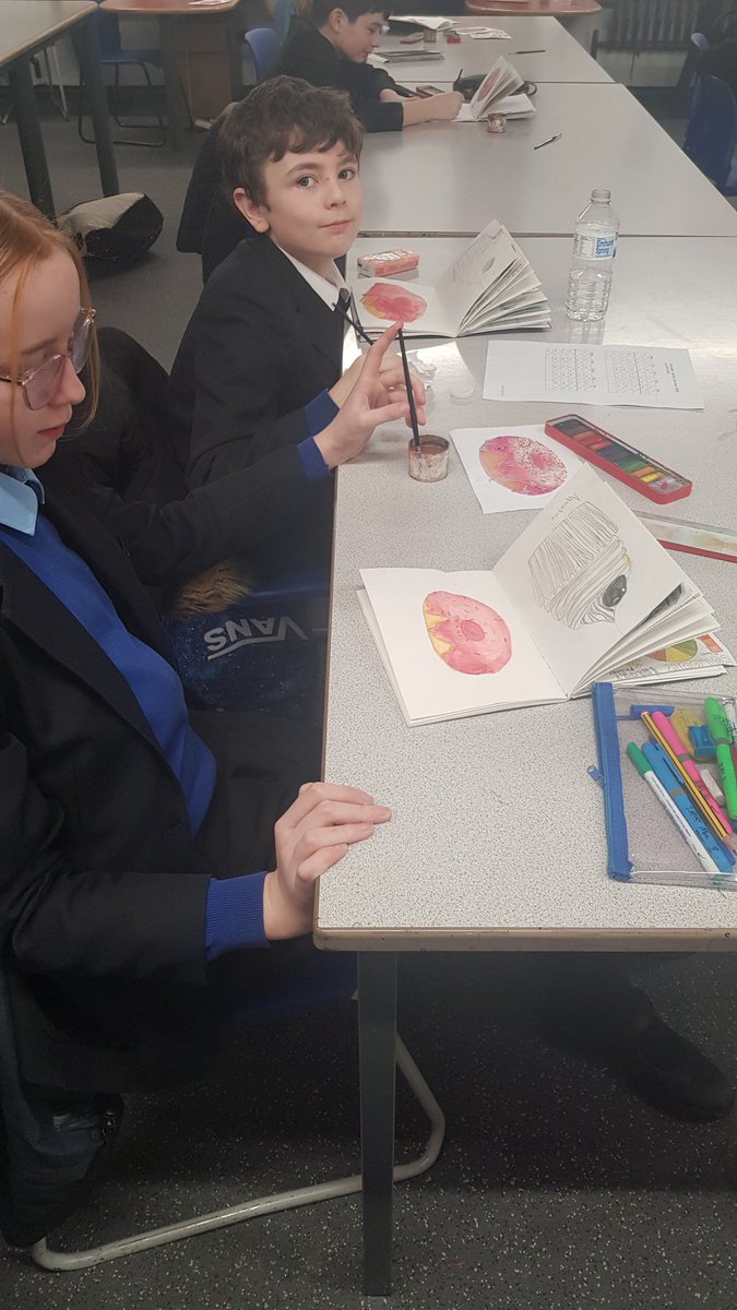 BChallonerArt's tweet photo. How amazing ate these Donut paintings? Produced by 7w this morning in Art! @BishopChalloner https://t.co/Kn4KE4ZAnF