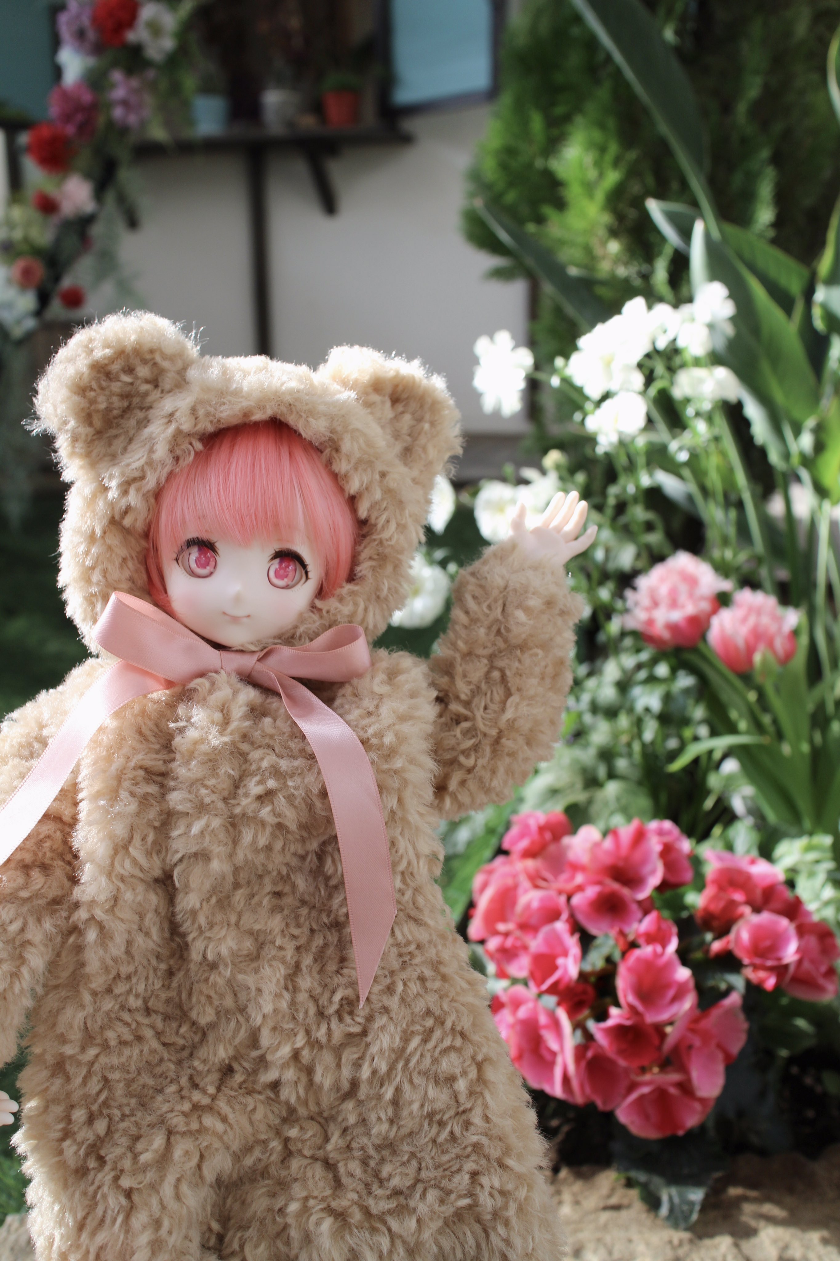 さざこ Lisaちゃんとお出かけしました 名前はピンク Rosa ピンク スペイン語 言いづらいのでlisaでいいやって感じです 慌てて撮って変な手してるのはご愛嬌で Mddはいいぞ ドルフィードリーム T Co O9gj0c2jyb Twitter