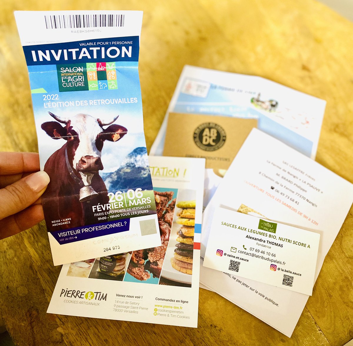 Hier, j’ai eu l’occasion de me rendre au Salon de l’agriculture ! 🌾
L’occasion de saluer les producteurs locaux qui nous accompagnent depuis maintenant quelques années mais aussi d’aller à la rencontre des producteurs d’IDF, pour compléter notre offre en magasin 📍