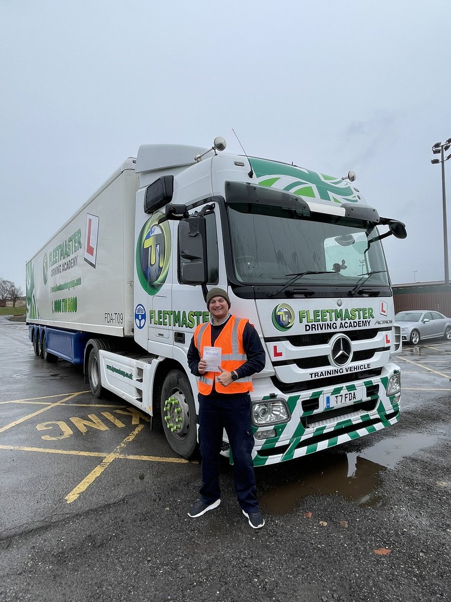 FleetmasterDA's tweet photo. Great start to the day here at our @DVSAgovuk approved test centre. James Hannon from our friends at @networkrail passed his C+E today first time. 😎 🚚 #hgv #hgvtraining https://t.co/b0IddAL27T