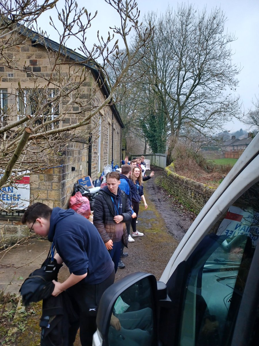 Keighley College Students volunteer at the Ukranian Refugee Relief at the Keighley Good Shepherd Center by delivering the donations from the college and helping with deliveries as they arrived