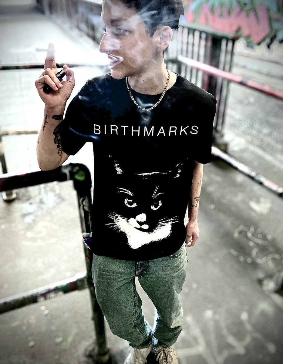 Today is Bandcamp Friday and we're very happy to have our George T Shirt available for general sale. 
All sales are greatly appreciated and include a free gift. 
Limited numbers available. 

Get yours at: 

birthmarkssound.bandcamp.com/merch