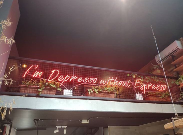 Nicolas19005652's tweet photo. Late night or early breakfast? @mac536 #day20 https://t.co/lexC6YlklK