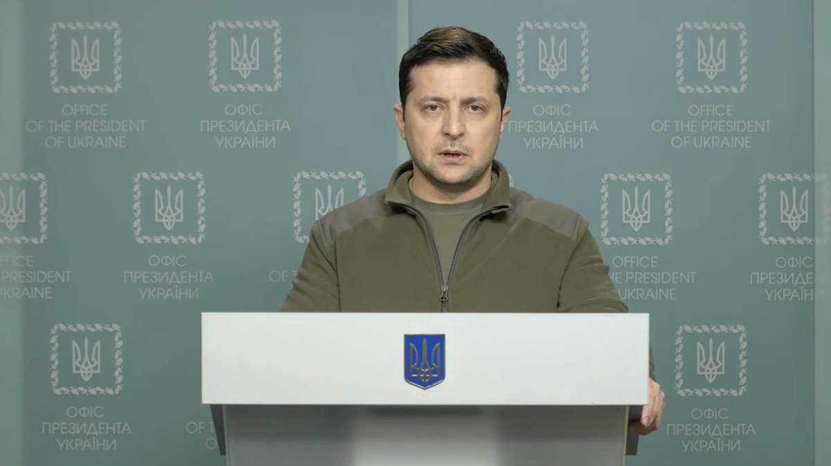 maxseddon's tweet photo. Zelensky speaks to Russians again.

"Tonight you began bombing residential areas in the hero city of Kyiv. This is like 1941. I want to tell all Russian citizens who are coming out to protest: we hear you, you heard us, you started to believe us. Fight for us. Fight the war." https://t.co/Nt3FxYYlL0
