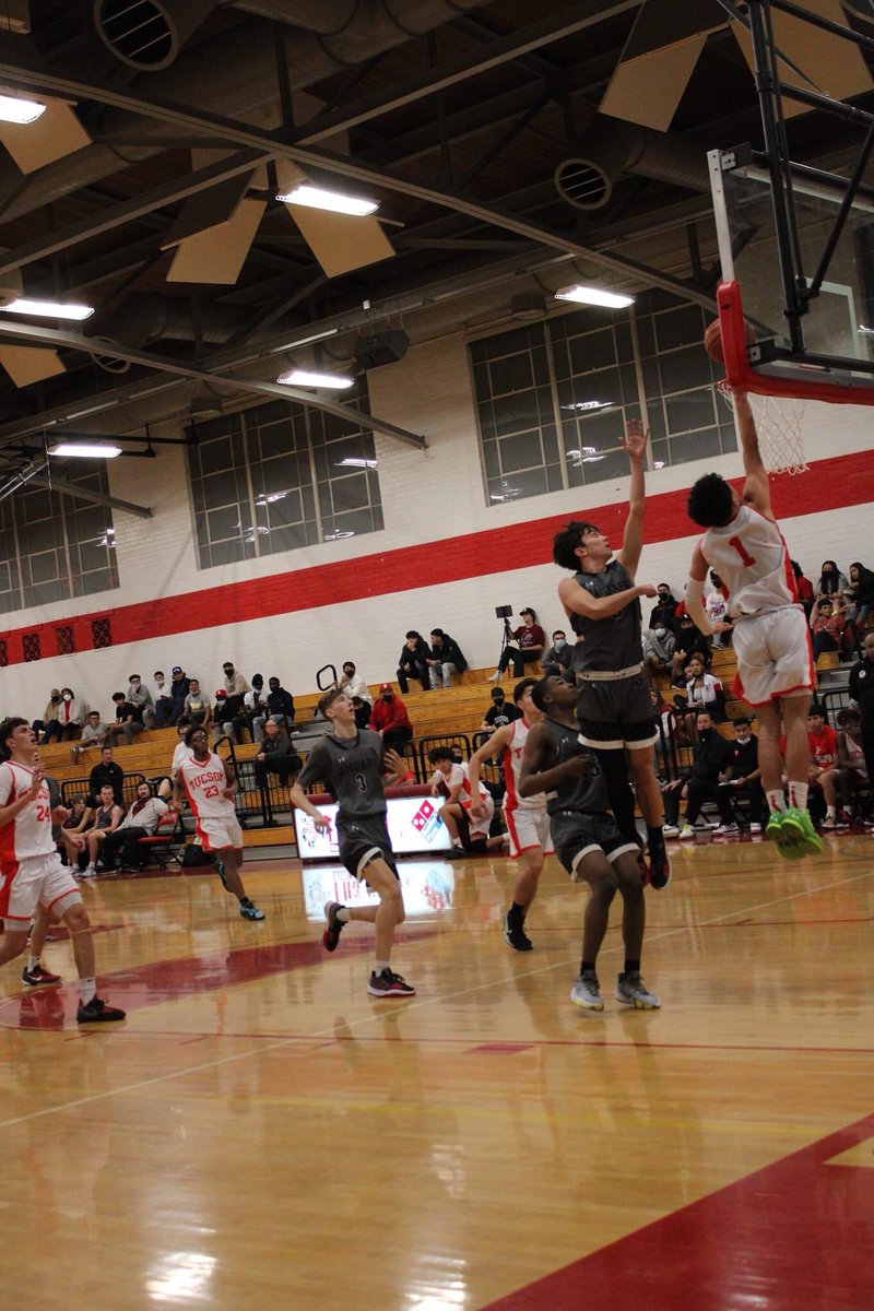 anjgonzalez's tweet photo. A phenomenal Senior year … 6A Regional Offensive Player of the YEAR for my @a3g00 🏆🏀 #6A #highschoolhoops #adamgonzo #thatsmyboy #Ballislife #THS_Update #basketball https://t.co/NW5EJ7e06d