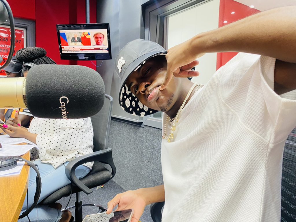 CapricornFM's tweet photo. ON AIR | @MusaKeyss joining @DjComplexion and @Mpho_Mashita #OverCoffee on #OnTheGoBreakfast. https://t.co/BviKue9kCd