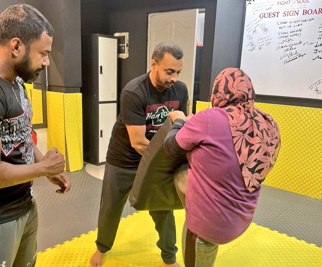 Bc_Maldives's tweet photo. Under Self Defence Training Programme for women, so far we have covered Human Anatomy &amp; Motions, Foot, Palm &amp; Fist Strike Variations, Psychology Side of Self Defence, Arm Choke Escapes, Knee Attacks, Kick Variations, Ground Attack Escape and Elbow Variations. @fightsoulmv https://t.co/18l6sjkfOf