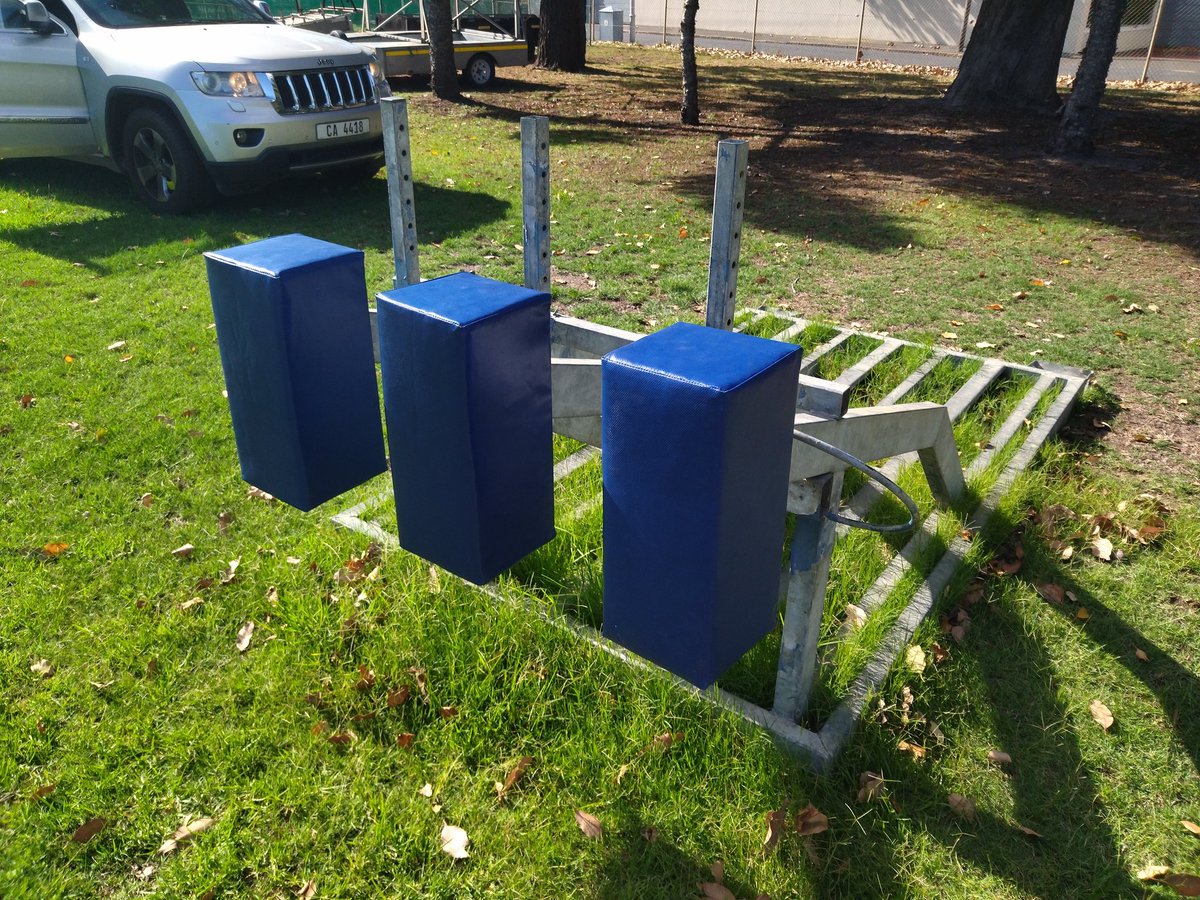 FrontRowGrunt's tweet photo. Using a great local contractor, just given new life to three old school scrum machines ... And they look amazing. A lot better and more functional than the fancy new one we bought ... https://t.co/C0afZDm1Hn