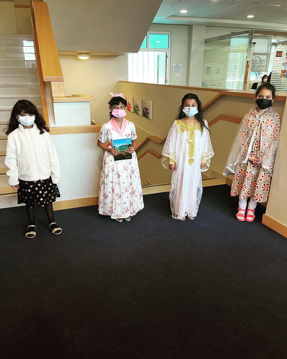 AmityADPrimary's tweet photo. Happy International Day. Encouraging diversity, tolerance and peace. We had lots of fun learning about a variety of cultures #leadersinthemsking #diversity #internstional #peace #amityadprimary https://t.co/20bmySK0Fn