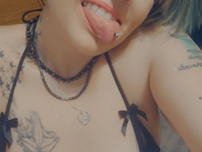 I'm online right now on SkyPrivate - pay-per-minute system for Skype live shows. Call me right now in<a href="/tag/skype"class="tags"><span>#skype</span></a>