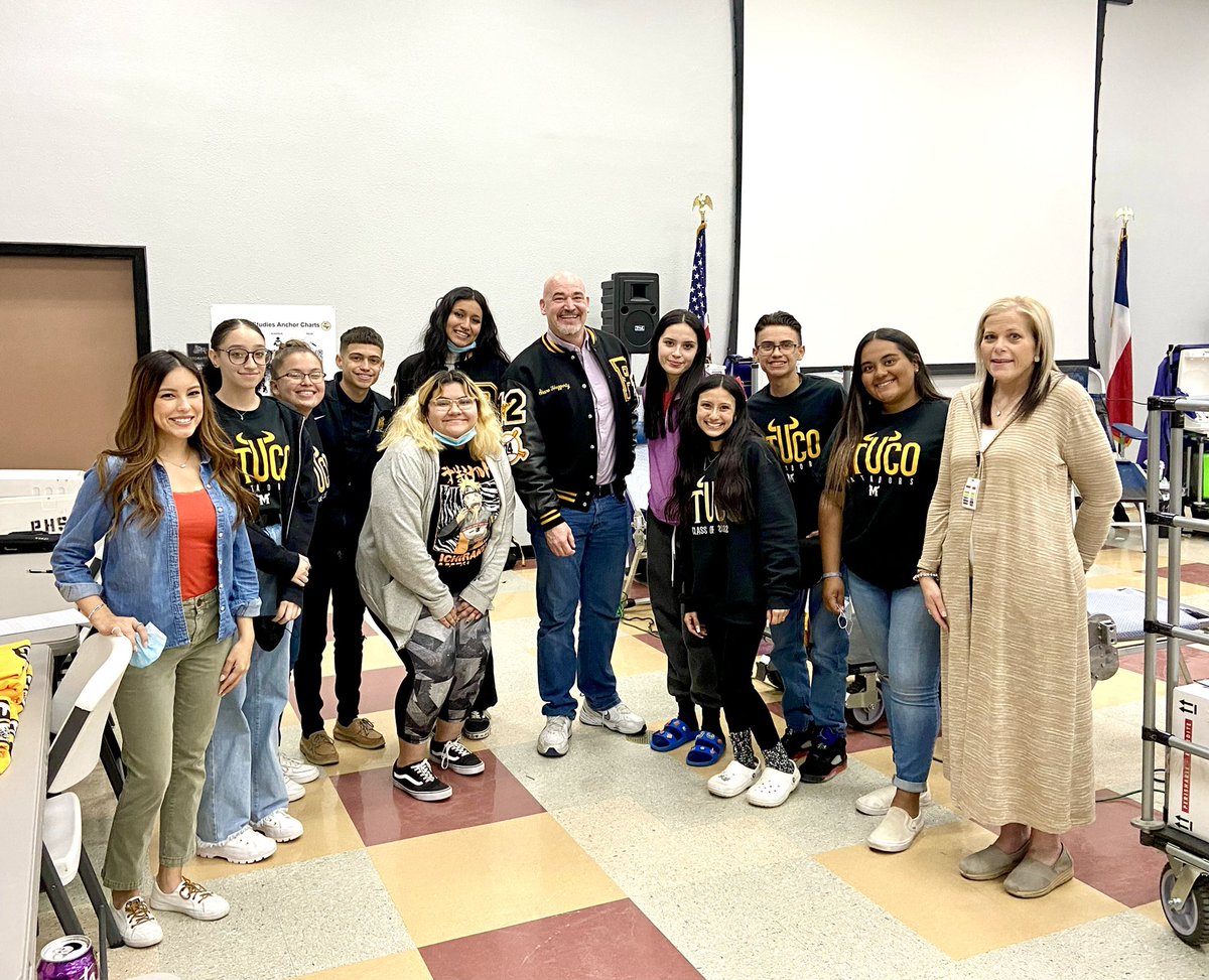 MatadorStuCo's tweet photo. Through our blood drive in partnership with Vitalant, we were able to collect 82 units of blood today! Not all heroes wear capes 😎 Our StuCo team is thankful to be part of such a giving community! @YsletaISD @JSalgado_PHS @_ashleynp21 @coachisaac915 @jlvanley @mrscoachjones70 https://t.co/HW5UD0c6BC
