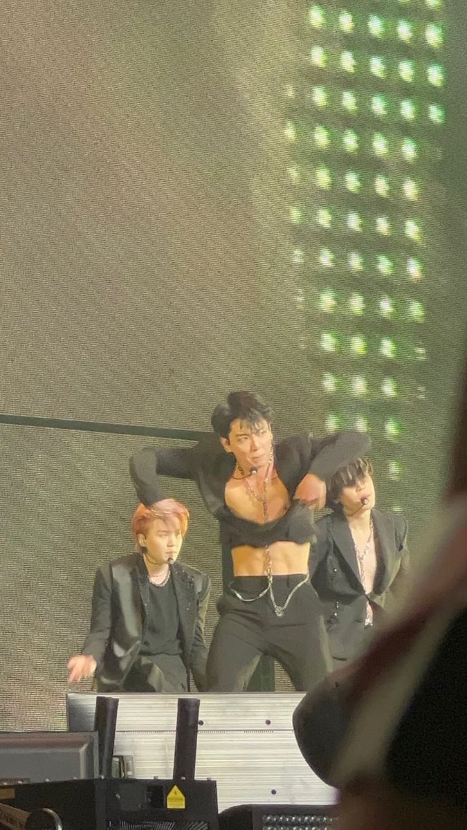 ROCKSTAR JK⁷. (@rockstarjkk) on Twitter photo 