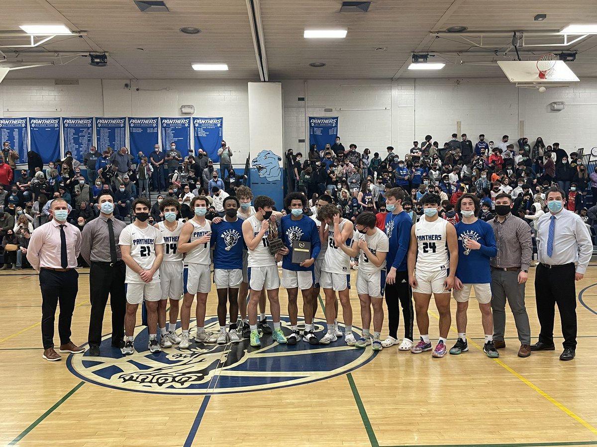 wallkillshs's tweet photo. Historic night at the Vinnie DeAngelis Gymnasium at Wallkill Senior High School as both the boys and girls programs were crowned MHAL Champions!
#pantherprowess
#wallkillexcellence https://t.co/3SDXWrI1qv