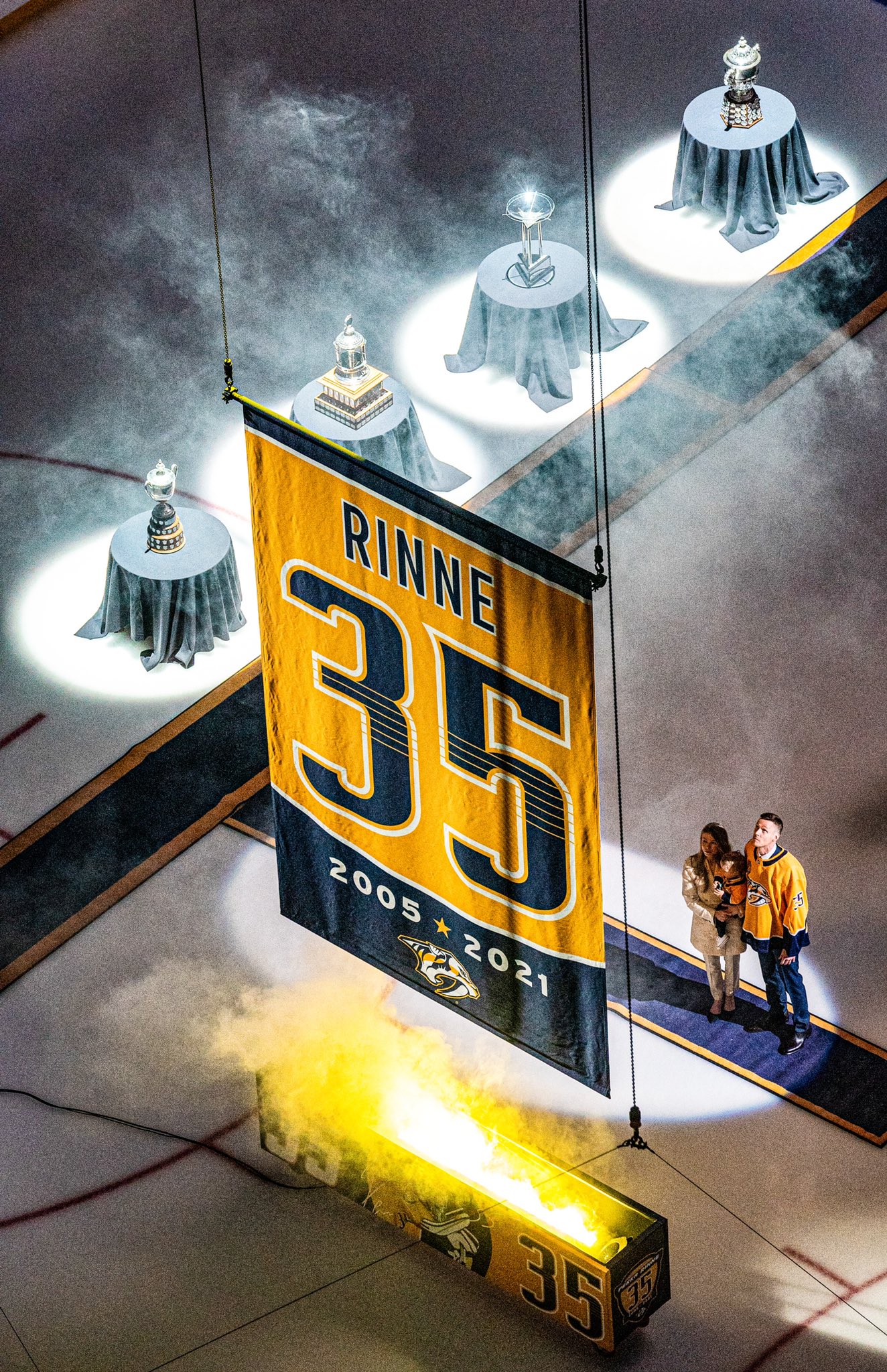 Pekka Rinne's No. 35 raised to rafters, 1st retired by Preds - The