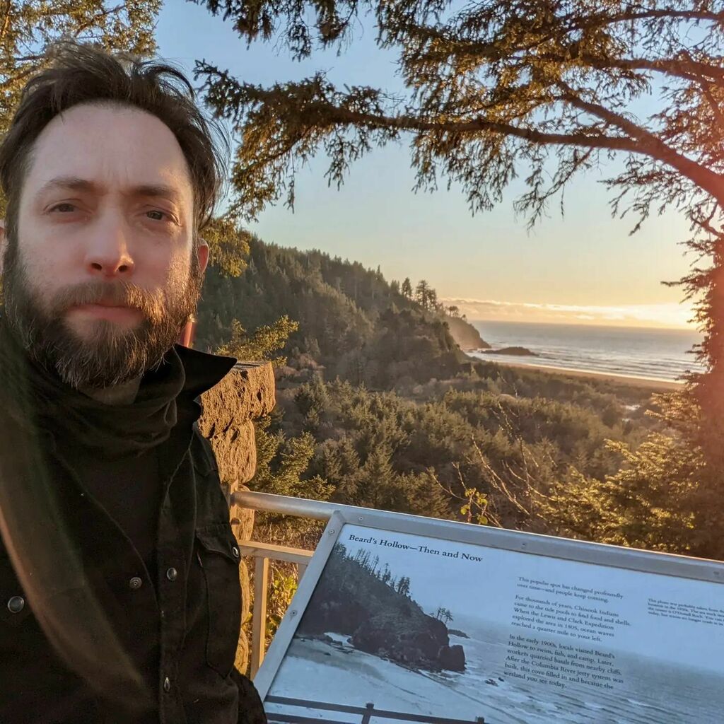 markbrannan's tweet photo. yeah, it's alright I guess.
.
.
just a little...#disappointing?  #capedisappointment #beards #beardshollow #pacificnorthwest #pacificbeach #pacificocean https://t.co/Oqm7ODAIui https://t.co/Dv6wdcBQA6
