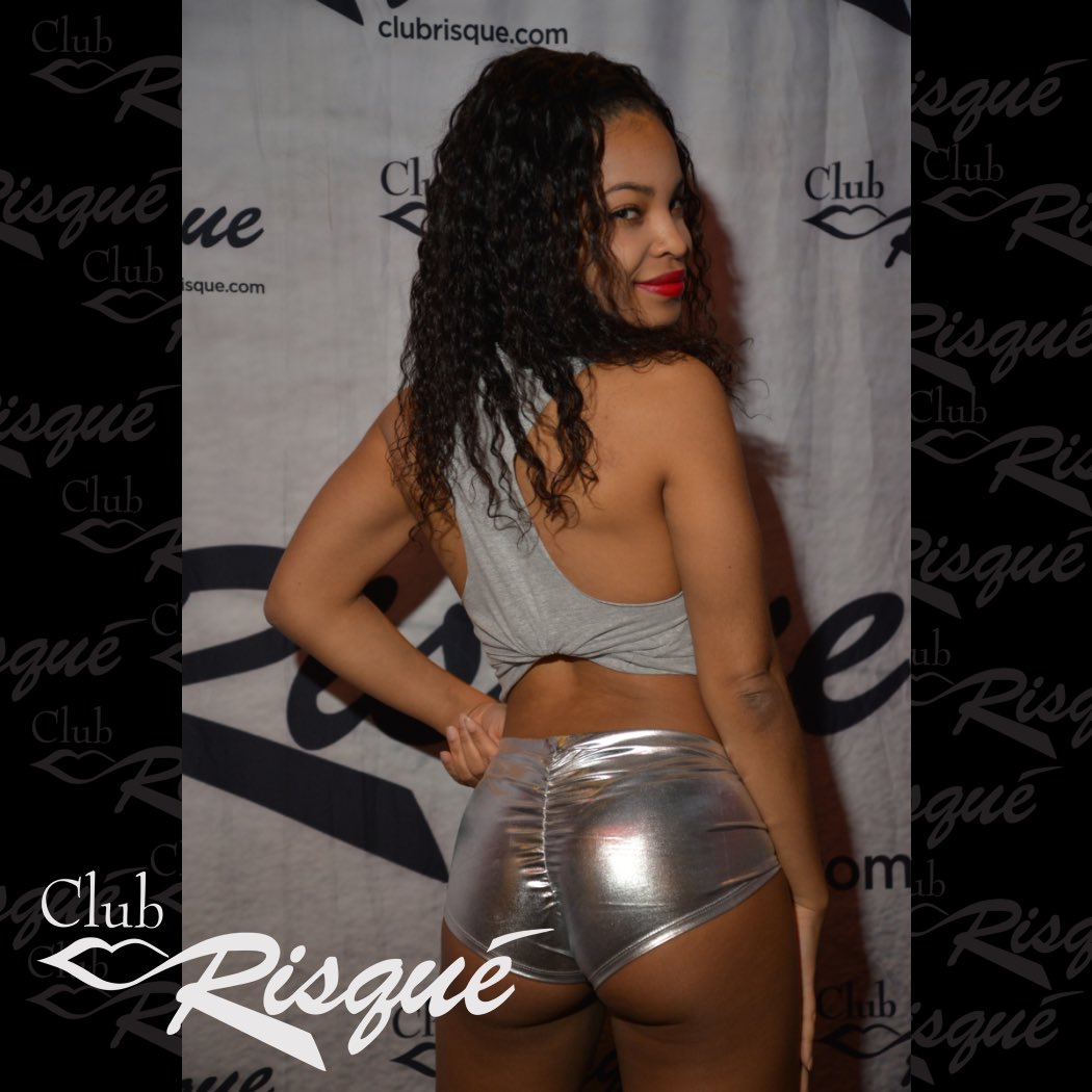 ClubRisque's tweet photo. 🔥VANESSA🔥 #Wingette #WingPole2022 Baby! The Friday-Party Wing-Eating Contest Tradition did NOT disappoint! how could it with #Wingettes #RisqueGirls like this baddie! https://t.co/IZfwKW9cji