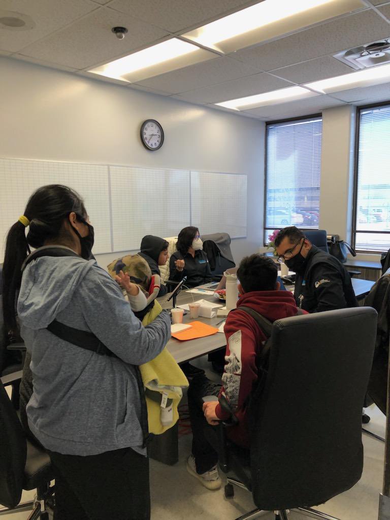 FJORDAZ's tweet photo. Bowie H.S. appreciates the hard work, commitment and support from the EPISD Alpha Initiative in walking our neighborhoods in the Southside to check and offer support to our BEARS with attendance problems. TEAMWORK!!! Oso! Oso! Oso! 🐻🐻🐻👊🏽👊🏽👊🏽 #iamepisd https://t.co/7FOtvA9lYj