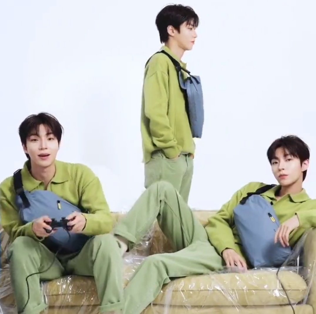 Murizza_hiyily's tweet photo. My favourite triplet ♥️
#HwangInYoup #황인엽 https://t.co/lKoNvDqyzB