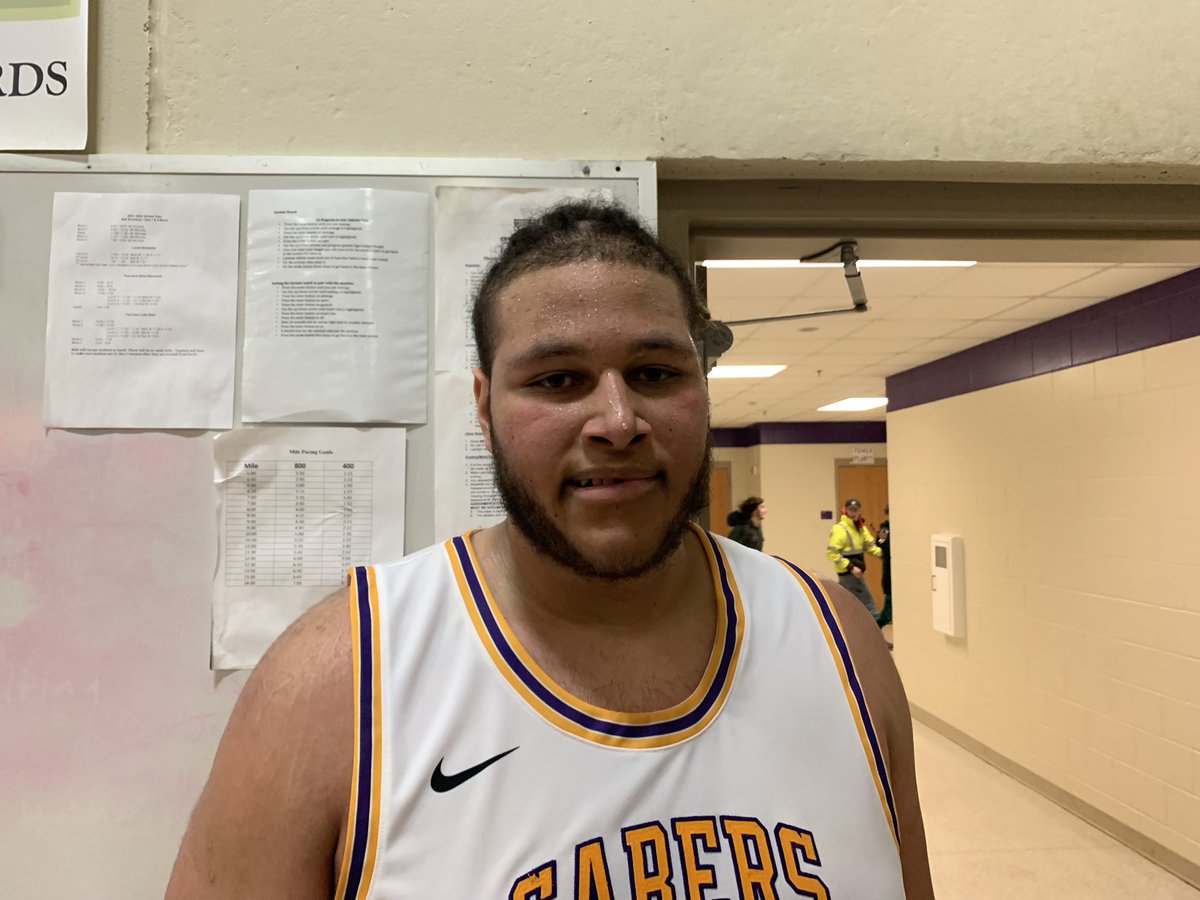 tonysroe's tweet photo. 2022 Central DeWitt big man Shawn Gilbert delivered an all-time performance in the Sabers win tonight, finishing with 45 points, 7 rebounds, and 6 assists. Gilbert was 18-22 from the floor and 8-12 from the line. @shAwn67913775 #iahsbkb https://t.co/nefhEBQ51o