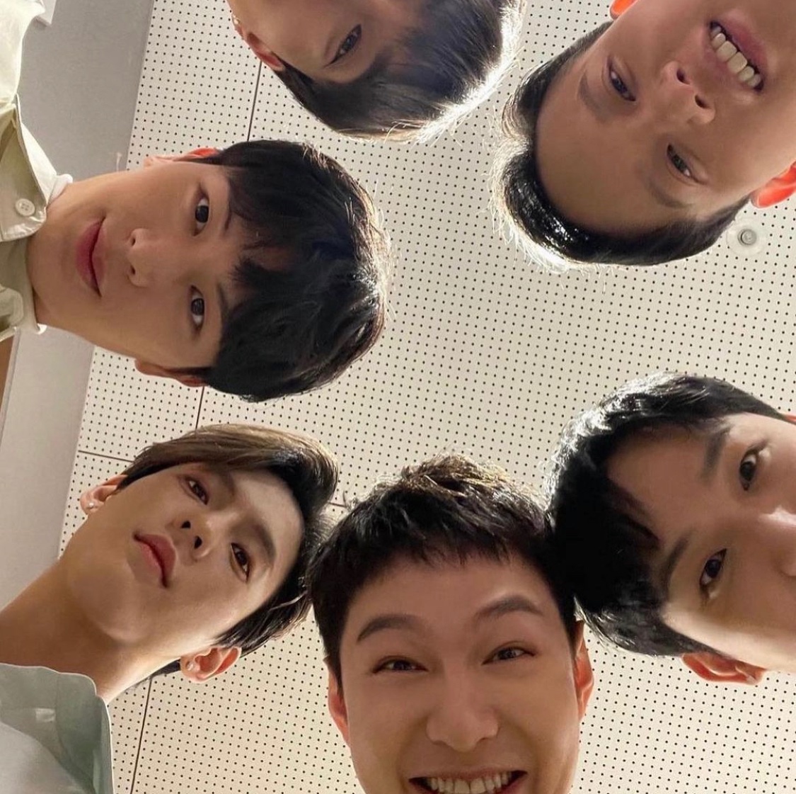 CS_MARK_0226's tweet photo. 귀엽다.. 너네.. ♥ https://t.co/MZ8FuVJo6m