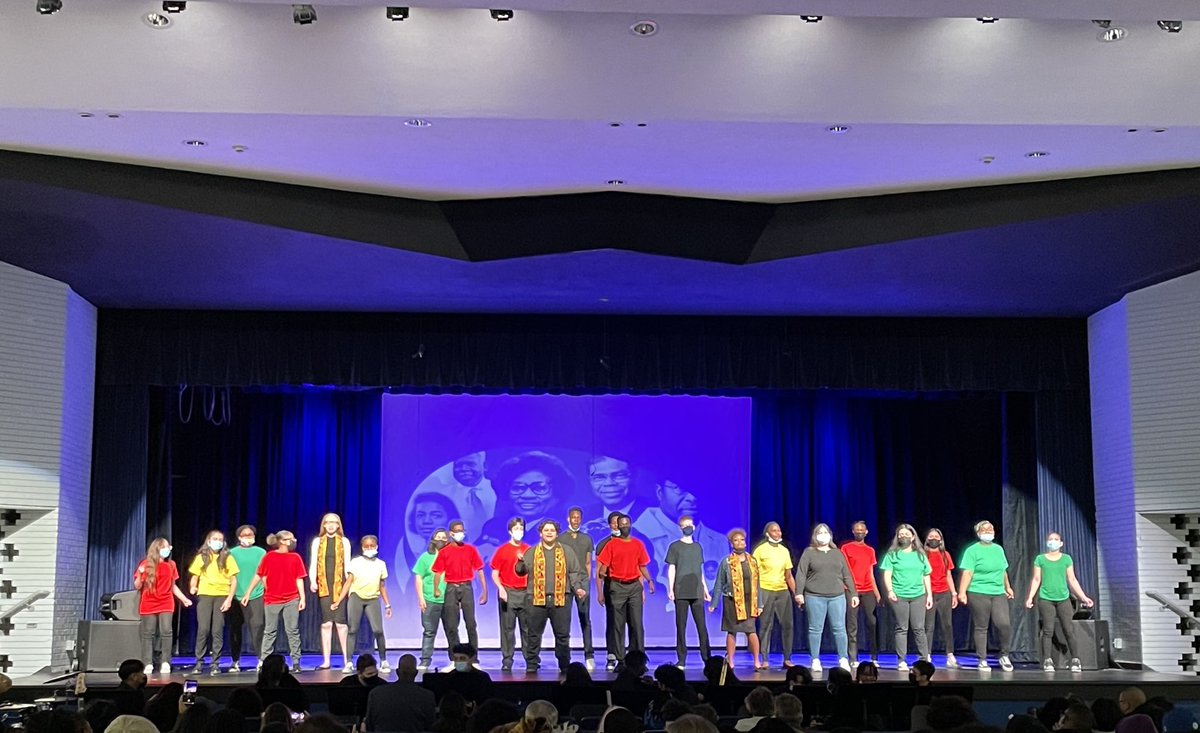 Westbury students and staff took us on a journey through the rhythm and history of African American music tonight.  Over 149 students from all of our Fine Arts program showed their talent and joy! So proud! ⁦<a href="/WestburyMagnet/">Westbury Magnet</a>⁩ ⁦<a href="/WHS_HUSKIES/">Westbury Huskies</a>⁩ ⁦<a href="/HISDHighSchools/">HISDHighSchools</a>⁩
