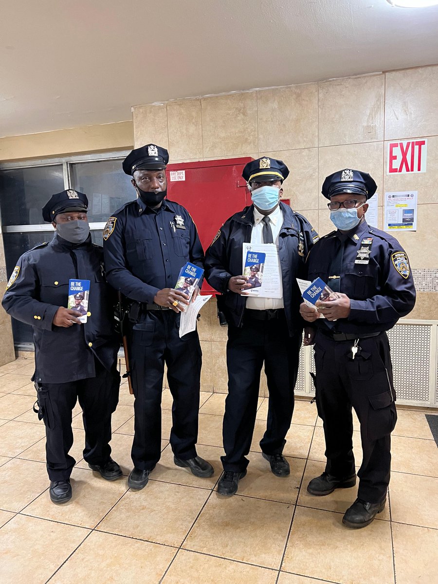 NYPD71Pct's tweet image. Tonight your 71st Precinct Auxiliary Officers visited the Ebbets Field Apartments to let community members know about registering for the Police Officer exam until March 11. Visit nypdrecruit.com or call 212-RECRUIT. @NYPDauxiliary #WhyIJoin #BetheChange