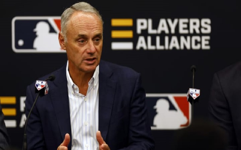 noticierovv's tweet photo. #Deportes | MLB hace nueva propuesta a jugadores y siguen negociaciones

Más información en el Link ⬇⬇
 
https://t.co/MJYc53VJja

#NoticieroVV #Noticias #24Feb https://t.co/zyQgFAl8Dg