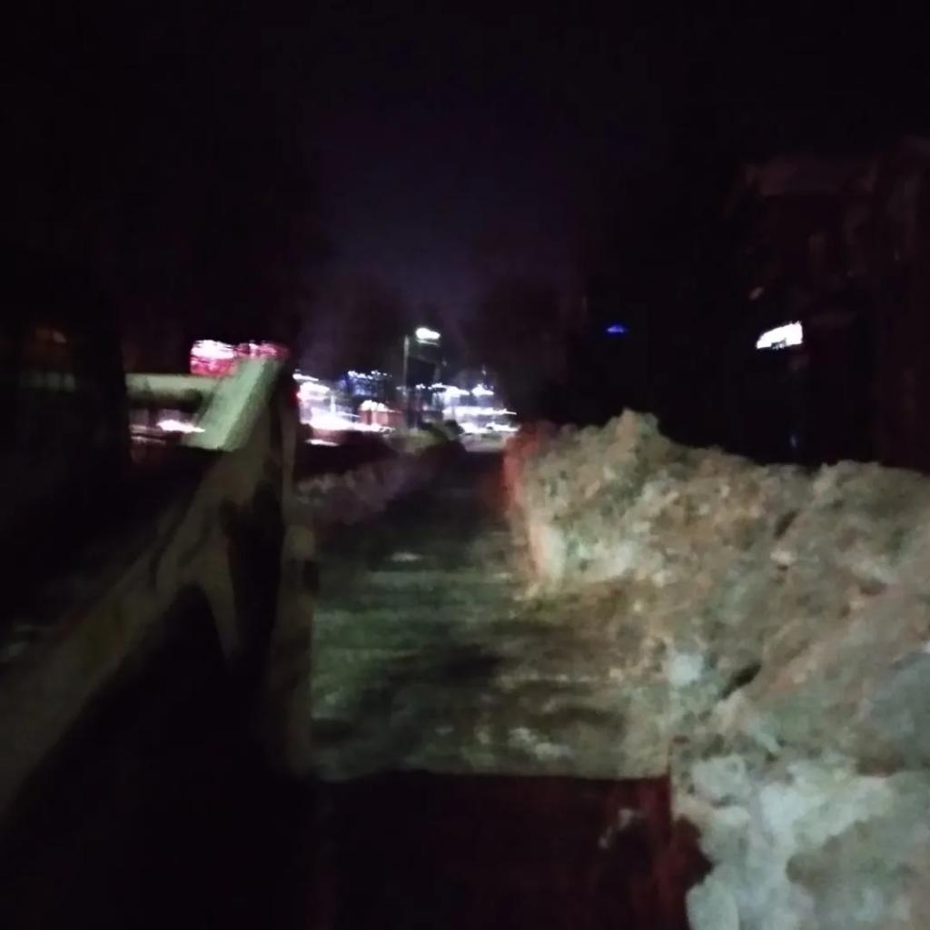 25.02.22г. Ночная смена.
- ул. Московское шоссе - вывоз снега.
- ул. Московское шоссе, дублер - очистка тротуара.