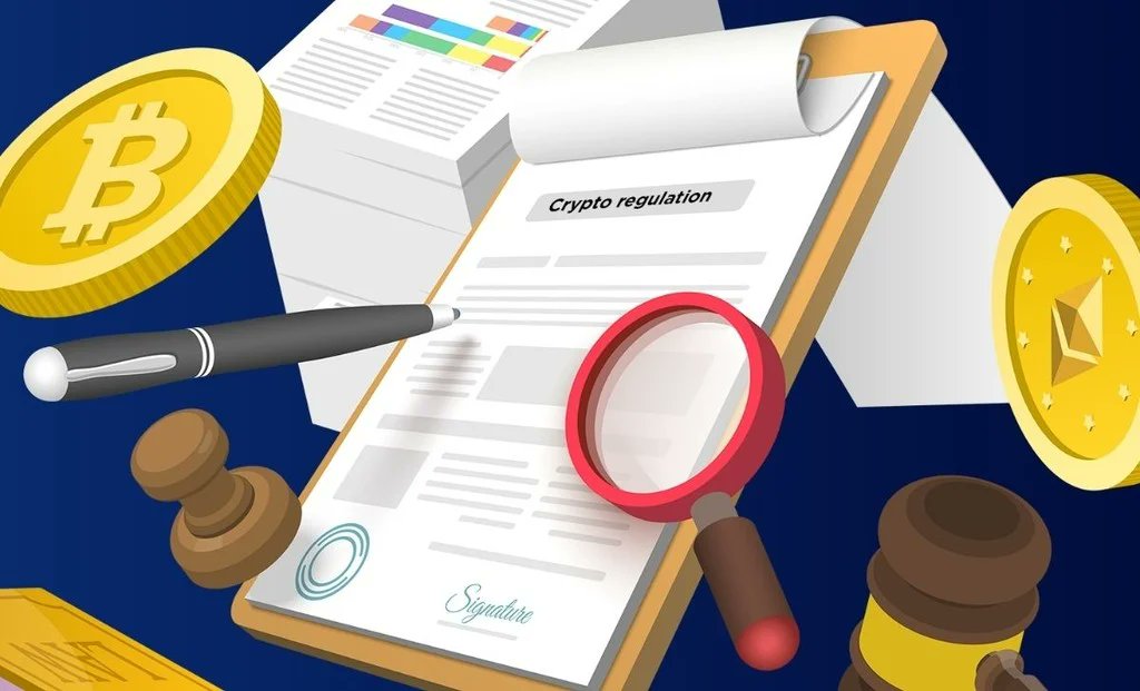 cryptocom_rni's tweet photo. The Weekly Regulatory &amp; Tax Update

🇺🇸 US Federal Reserve bans officials from trading crypto
🇷🇺 Russia finance ministry proposes crypto regulation law
🇪🇺 EU is open to accepting crypto with anti-fraud regulation in place

The details 👇
https://t.co/xt5nFeGemH https://t.co/idoyXfFaWZ