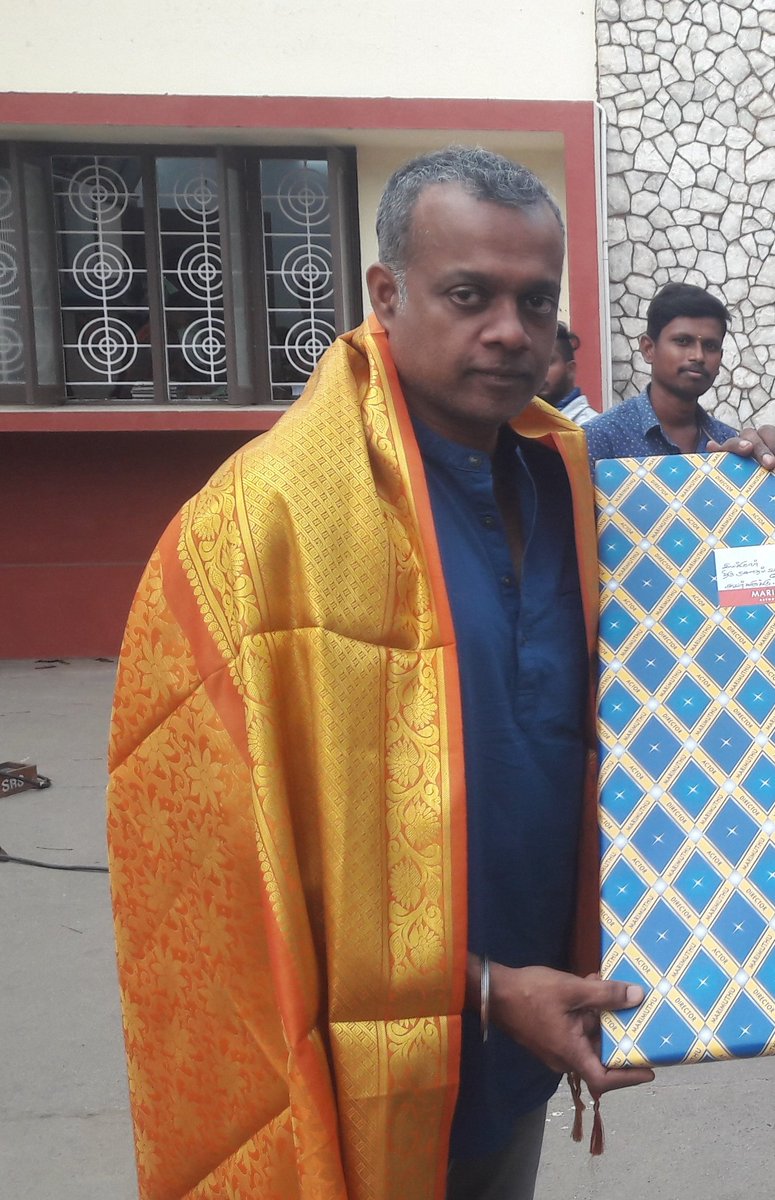 appusanthanu's tweet photo. ❤️ Happy Birthday to my Love Guru ❤️
அருகில் இருந்தும் மிக தொலைவில் நின்றேன்
 @menongautham  #HBDGVM https://t.co/JQllJ9RchC