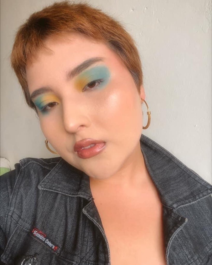 perudashian's tweet photo. #makeupartist https://t.co/ZhijGOdoo2