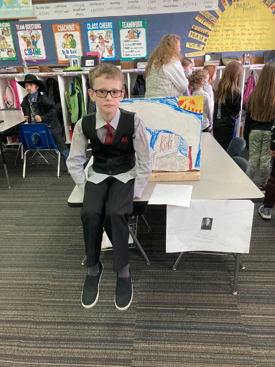 MrsNelson_34's tweet photo. Proud of this group for giving it their best. Recognize any of these famous people with a Kansas connection? @WestyElemSchool #4thGrade #SocialStudiesWaxMuseum https://t.co/PZshtdPl8V