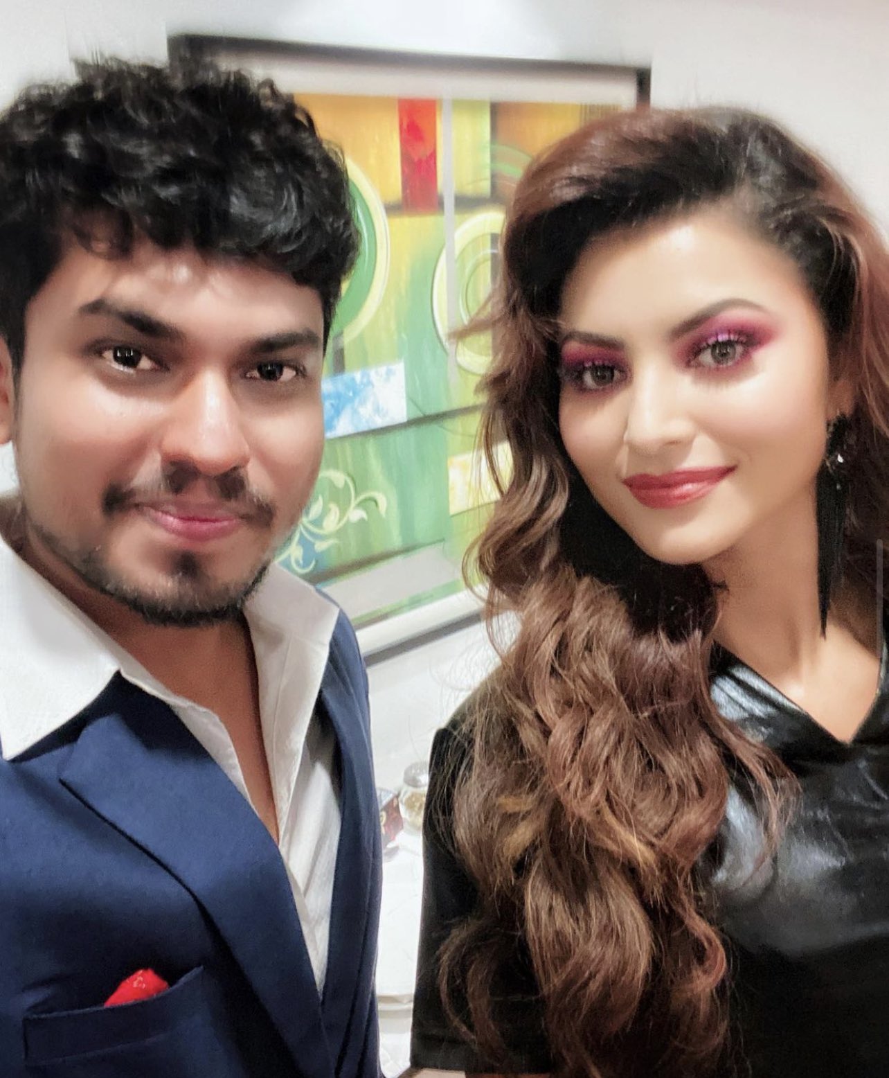    WISHING A VERY VERY BEAUTIFUL HAPPY BIRTHDAY URVASHI RAUTELA MAY GOD BLESS YOU 