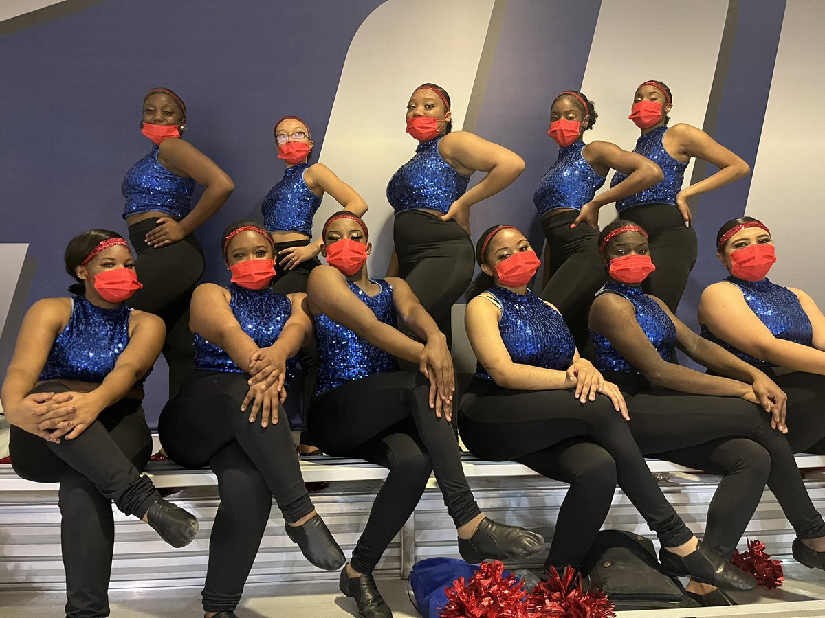 KHSRamettes's tweet image. We had a blast performing at the @RiceUniversity Men’s Basketball Game tonight!!! ❤️💙 We are #KreatingLeaders and providing performance opportunities @KashmereHS