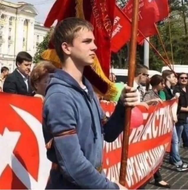 EmilyCaroVzla's tweet photo. Vadim papura fue una de las personas que quemaron viva. Tenía sólo 17 años. 
De esa Ucrania hablamos. https://t.co/pKPuEhdG65