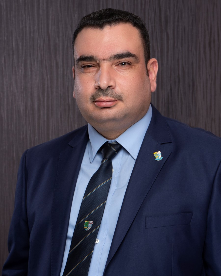 HWUDubai's tweet photo. We are very proud of Dr. Rabee Rustum who was awarded the ICE fellowship by the Institution of Civil Engineers (ICE). This Fellowship is the highest grade of membership awarded by the Institution and is recognised around the world. Congratulations Dr. Rustum!

#HWUDubai https://t.co/OXF52put4q
