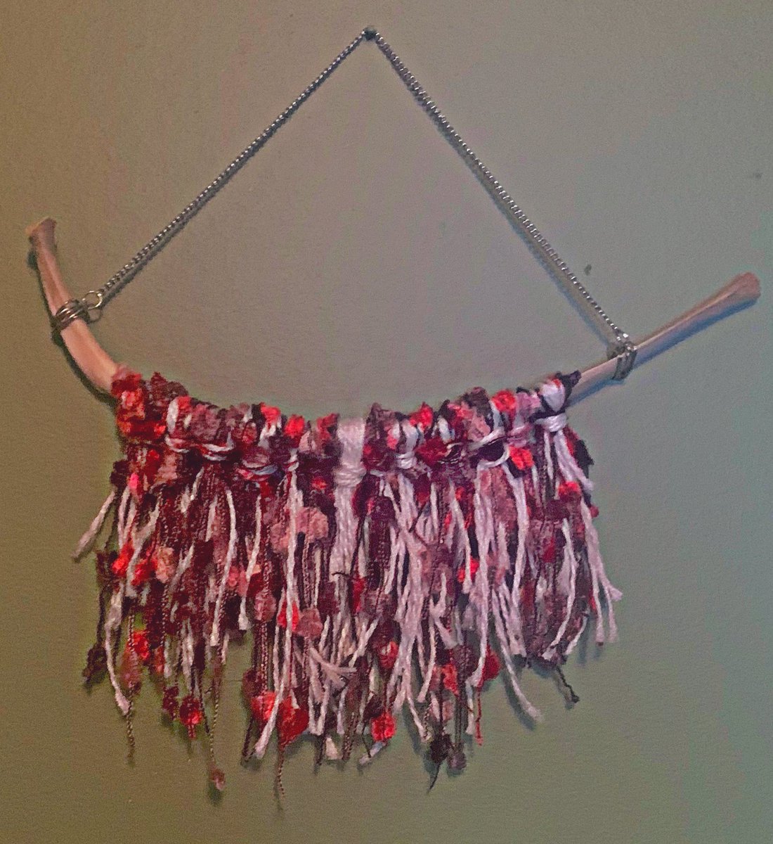RedRoadCrystals's tweet photo. Excited to share my first piece of fiber art in the shop ☺️🖤
Let’s find them a home!

https://t.co/mcpCiyLKOR
#odditydecor #art https://t.co/GN08oZjZKy