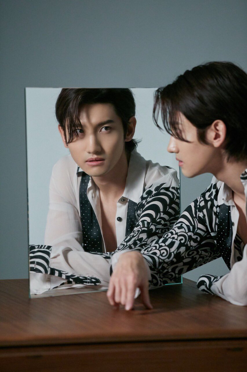 Tvxq Dbsk Fanbase Born Gene 9 13 D 8 Let S Meet The Masterpiece Tvxq S Changmin Vogue Korea March 22 Issued If There Is A Deepest Lake In The