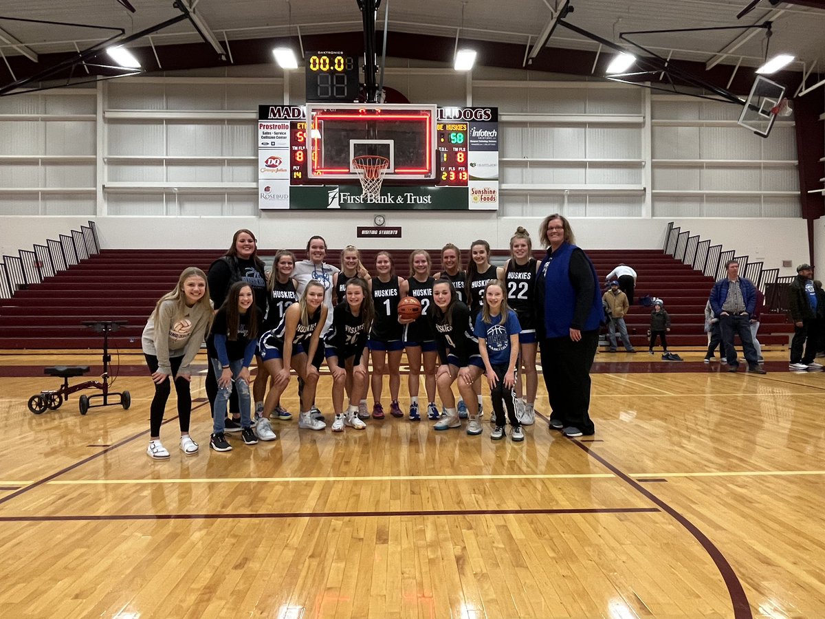 BE Huskies Girls Basketball tweet media