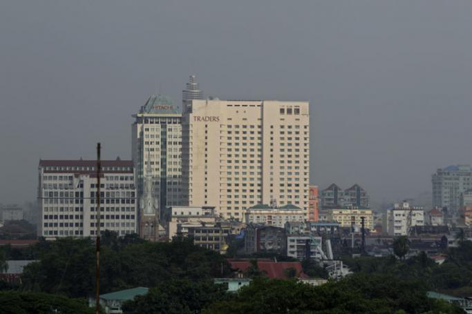 MizzimaNews's tweet photo. Low-income #Burmese face #price rises on all fronts | Mizzima #Myanmar News and Insight https://t.co/NG409OXdaf https://t.co/QzaY4V7vQC