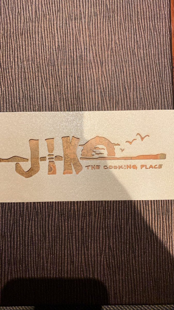 alisoneilf23's tweet photo. Brenda at Jiko made our first meal here memorable and provided AMAZING recommendations for us. Every single part of our meal was delicious and one of the best meals we’ve had on property! We will be back! @WaltDisneyWorld   #castcompliment https://t.co/l8E1tfmoAt