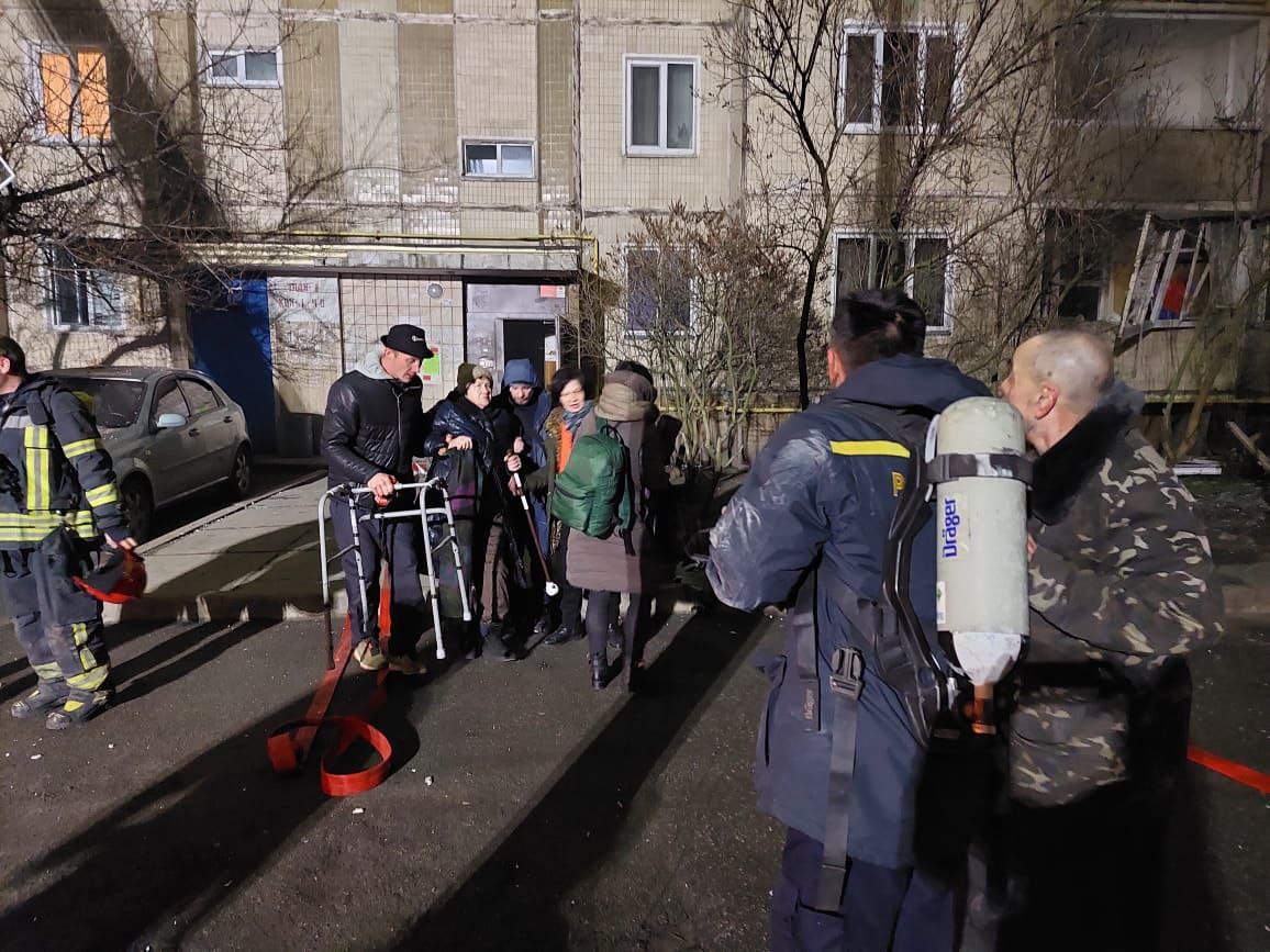 Украина последние новости на сегодня 25.02 2024. Взрыв жилого дома в Киеве. Киев эвакуация.
